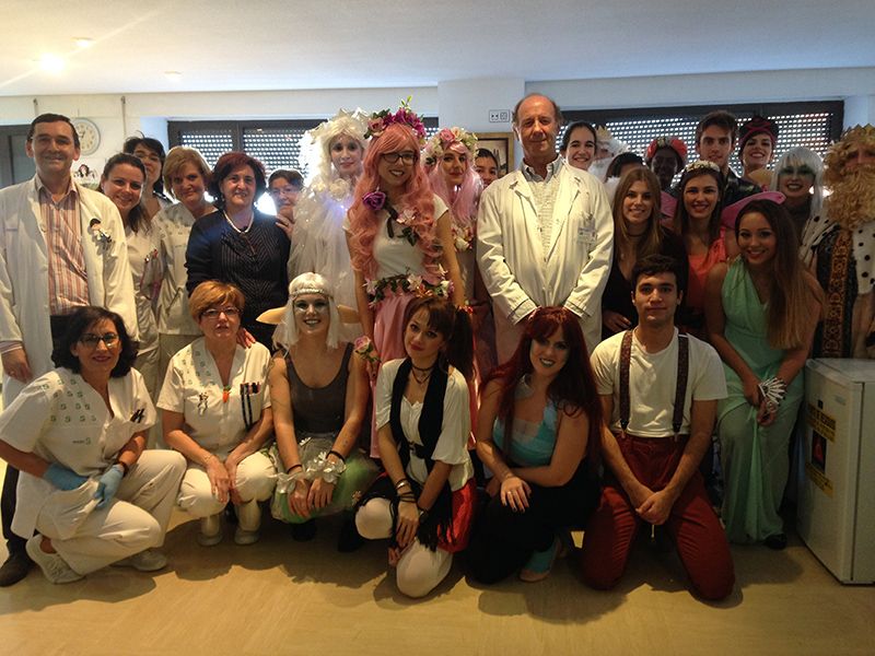 Los niños del Hospital de Guadalajara y los alumnos del colegio Virgen del Amparo disfrutan de una mañana de teatro y música 3 Los niños del Hospital de Guadalajara y los alumnos del colegio Virgen del Amparo disfrutan de una mañana de teatro y música