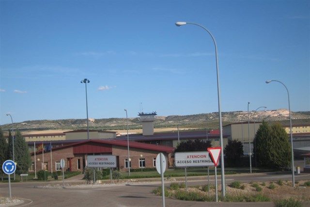 Un interno de la cárcel de Ocaña2 agrede a varios funcionarios