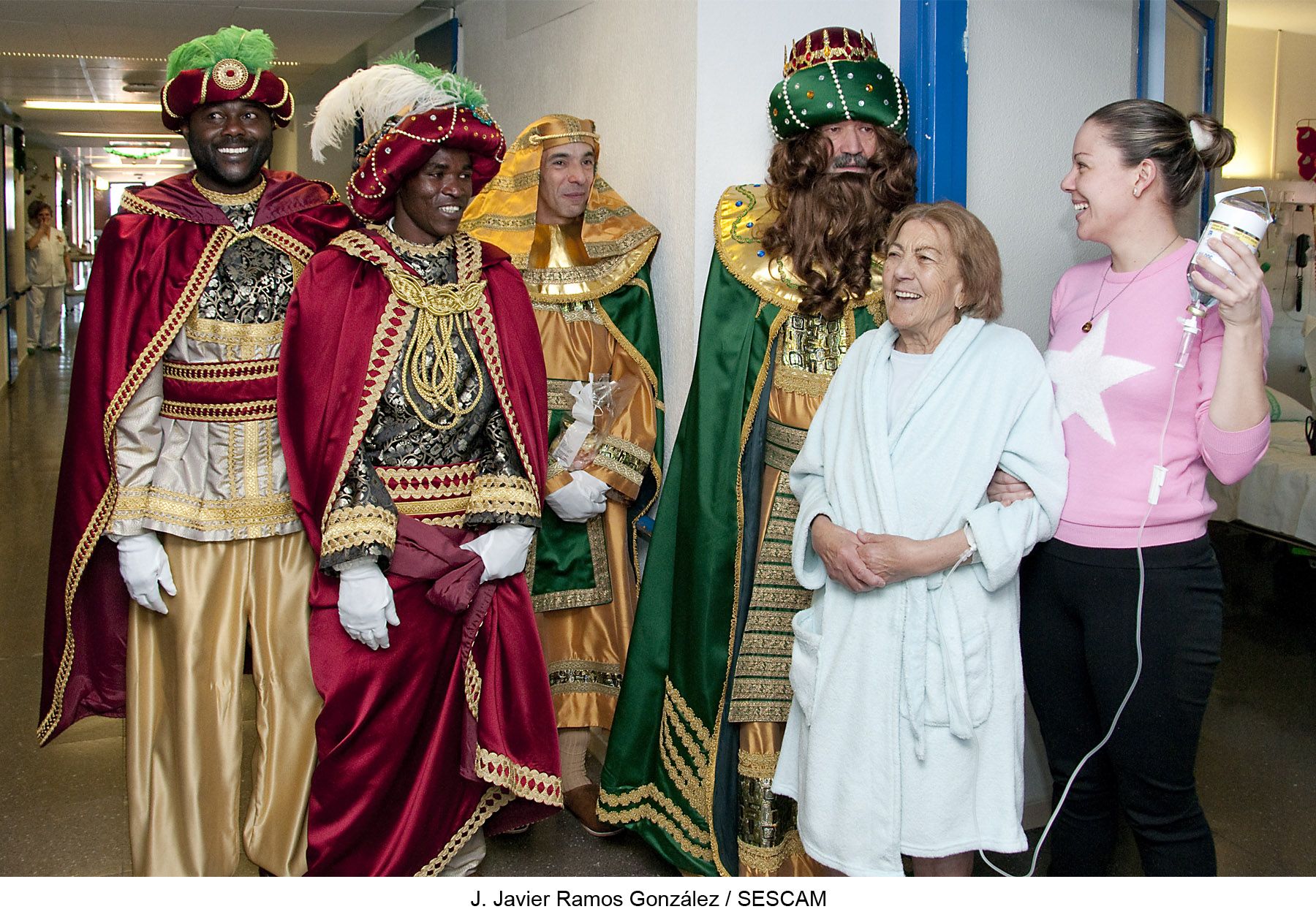 Los Reyes Magos visitan el Hospital de Guadalajara 3 Los Reyes Magos visitan el Hospital de Guadalajara