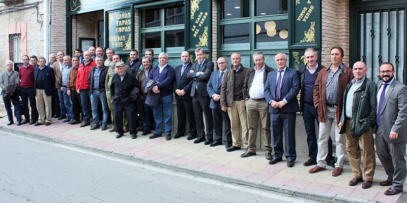 El presidente de Caja Rural Castilla-La Mancha realiza una nueva ronda de visitas a cooperativas agrarias de Toledo