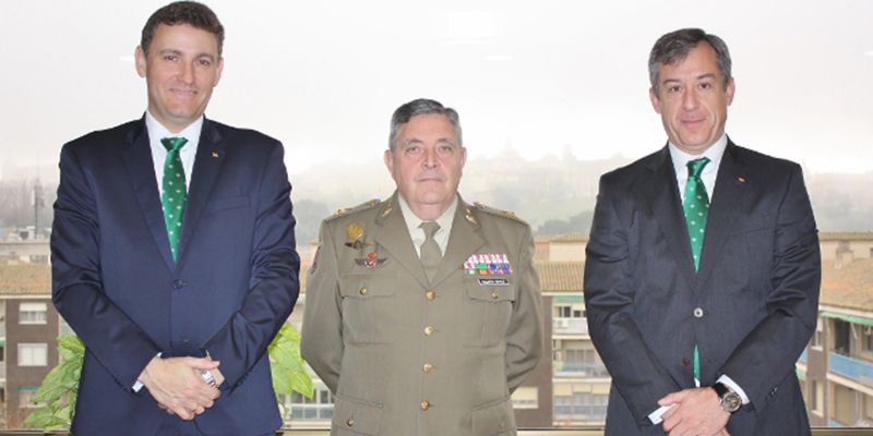 Caja Rural CLM se despide del general director del Museo del Ejército