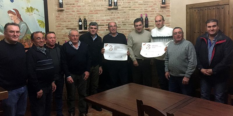 La cooperativa “Purísima Concepción” de Casas de Fernando Alonso recibe el doble reconocimiento que obtuvo en los Premios Gran Selección 2016