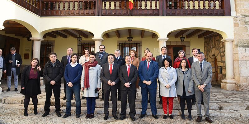 Page valora la “hermosísima paradoja” de poder cumplir con el objetivo de déficit sin despedir funcionarios ni recortar servicios