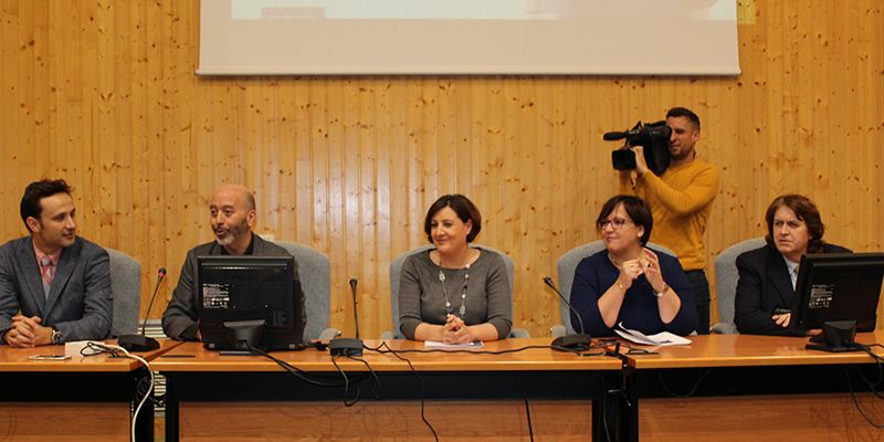 Junta y Fundación Telefónica impulsan el empleo digital para jóvenes desempleados