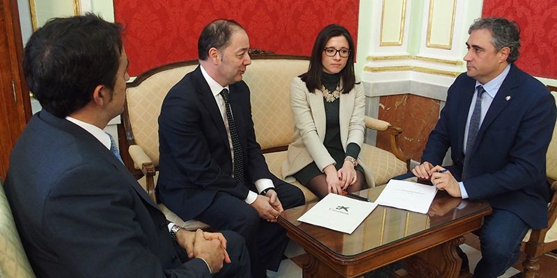 El Ayuntamiento de Cuenca adjudica el contrato de colaboración integral en la gestión recaudatoria a “Caixabank, S.A.”