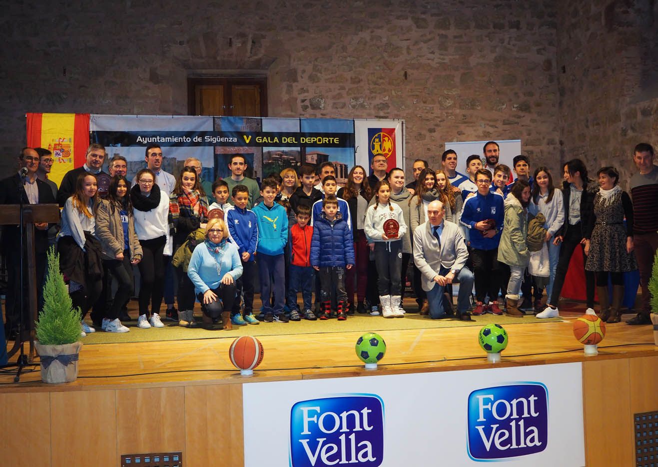 La V Gala del Deporte reconoce los méritos de los deportistas seguntinos en 2016