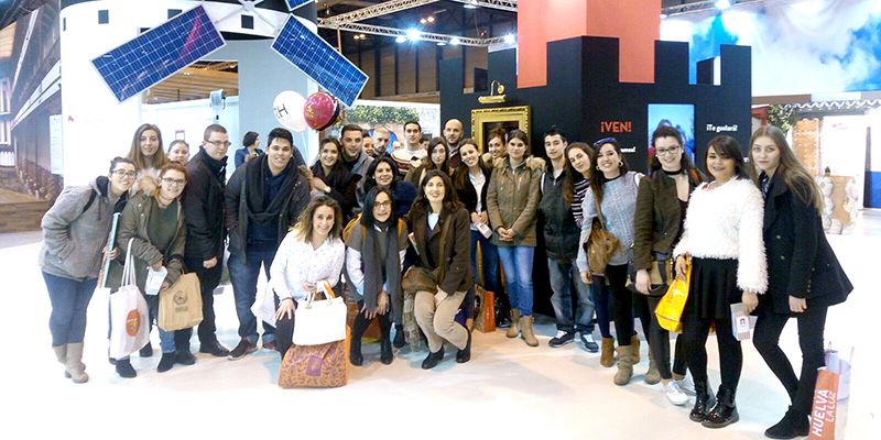 Diputación de Cuenca acerca Fitur a alumnos de Formación Profesional de los institutos San José y Santiago Grisolía