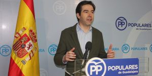 Lorenzo Robisco parlamentario regional por Guadalajara y portavoz adjunto del GPP en las Cortes regionales