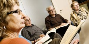 Más de 600 mayores participaron en 2016 en los talleres de animación a la lectura “Los Mayores Lectores” impulsados por el Gobierno regional