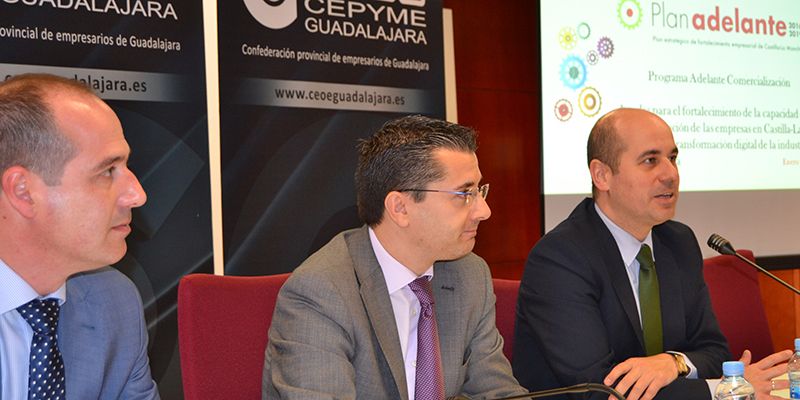 La Junta anima a las pequeñas empresas de Guadalajara a acogerse a las subvenciones “para ganar en competitividad”