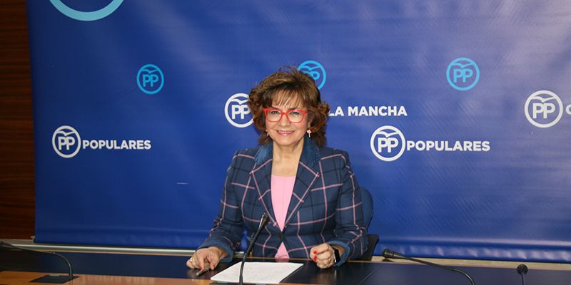 Riolobos acusa a Page de quitar dinero de los enfermos para despilfarrar en duplicar organismos