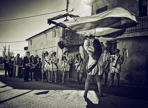 Raíces del Liberal en Mazuecos hace treinta años.  María Teresa: “ofrecí a la Virgen que si mi hija andaba, le daba una vuelta por cinco mil pesetas”.