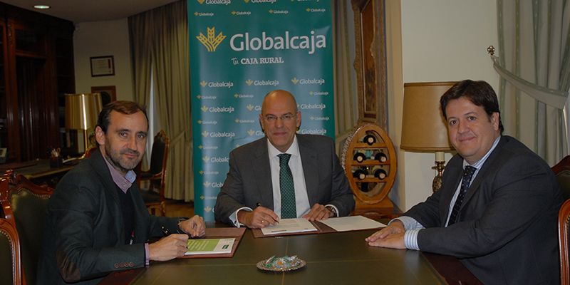 Globalcaja renueva el convenio de colaboración con el Colegio de Secretarios, Interventores y Tesoreros