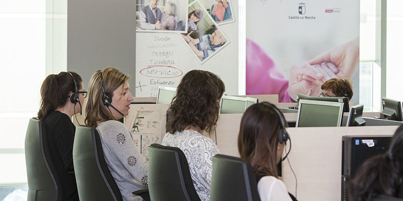 Más de 8.500 personas mayores participaron en los talleres de Envejecimiento Activo del Servicio de Teleasistencia del Gobierno regional