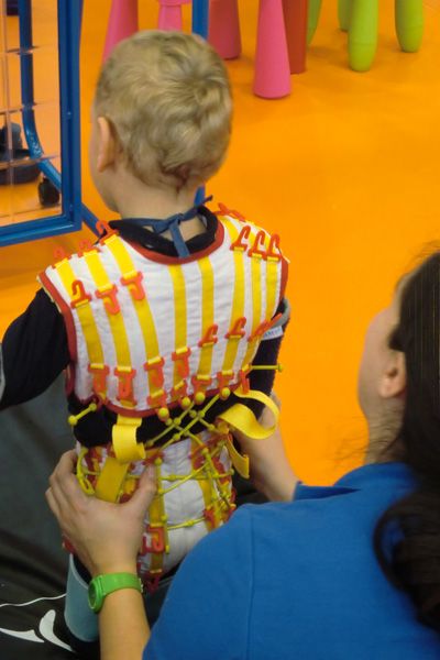 Un novedoso dispositivo para la rehabilitación de niños con parálisis cerebral llega a España de la mano de Fundación Nipace