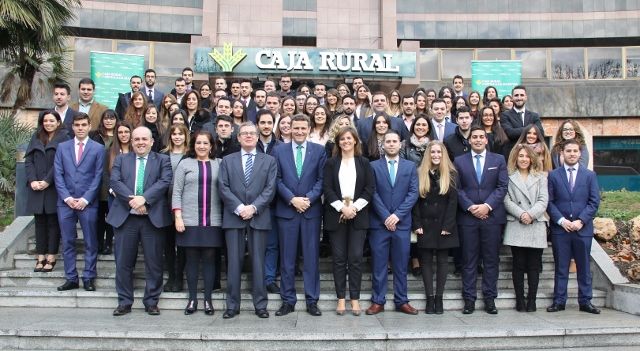 78 universitarios comienzan sus prácticas en Caja Rural CLM