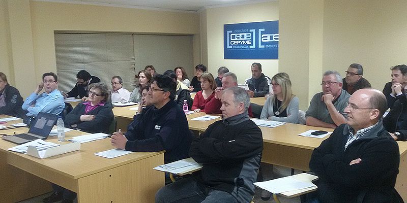 Unos treinta empresarios de la Manchuela se interesan por las actuaciones de la inspección de trabajo