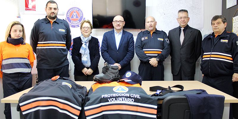 La Junta entrega 84 nuevos uniformes al personal voluntario de seis agrupaciones de Protección Civil de Guadalajara
