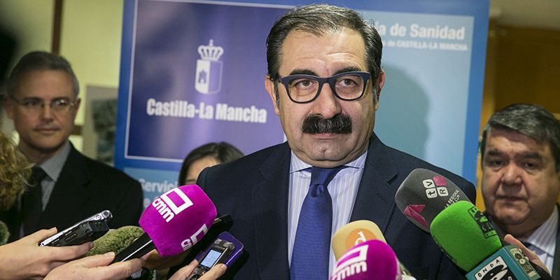Las derivaciones a la sanidad privada para operarse se reducen a la mitad en Castilla-La Mancha