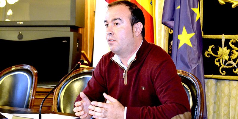 Pinar echa la culpa de los puntos limpios al PSOE: crearon 200 y dejaron en manos de los ayuntamientos su gestión