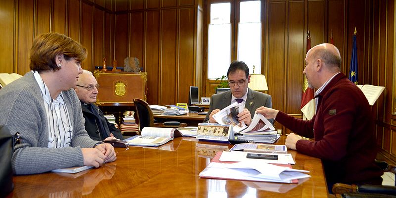 Diputación de Cuenca apoyará a la Negación de San Pedro en los nuevos bajorrelieves de sus andas procesionales