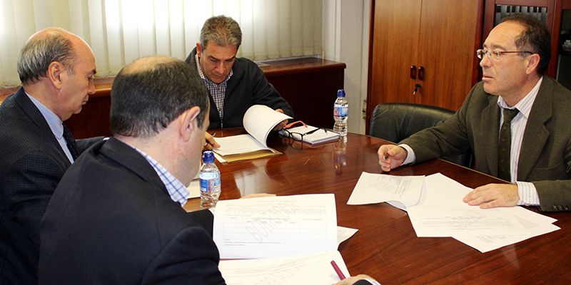 La Junta concreta con la Diputación de Guadalajara el convenio definitivo para el arreglo de caminos rurales en la provincia