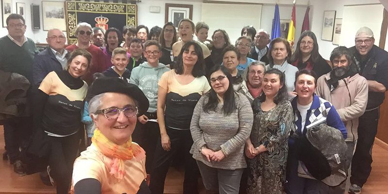 Cerca de 30 personas asisten en Sacedón a la jornada sobre el viaje a La Alcarria organizada por la Diputación de Guadalajara