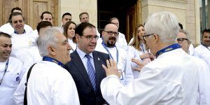 CharlandoPuertasDiputacion