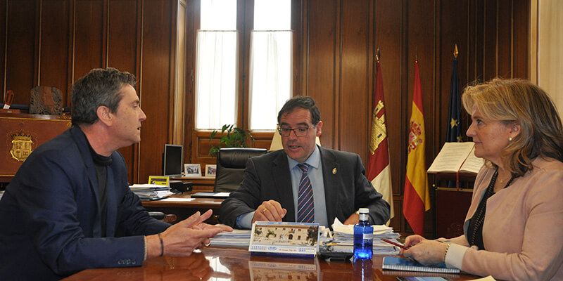 APAC también traslada a Prieto y Bonilla el problema de los examinadores en Cuenca