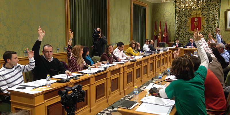 El Ayuntamiento de Cuenca aprueba la moción de C's en defensa del tren convencional
