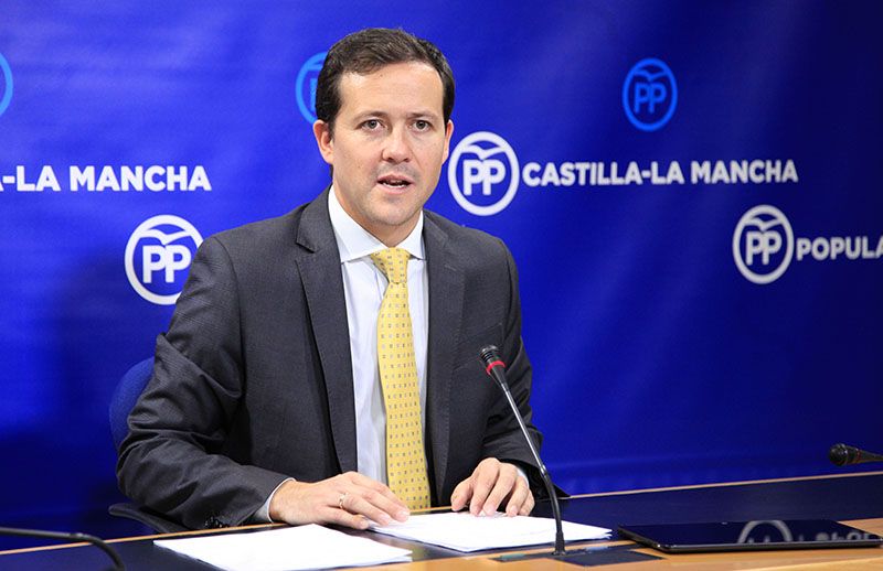 El PP echa la culpa a Page de que Castilla-La Mancha ocupe la segunda región española con peores listas de espera