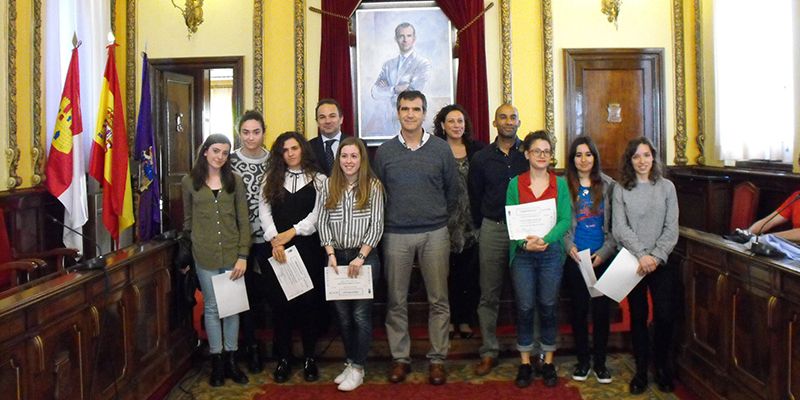 El alcalde de Guadalajara entrega los premios del Certamen Creajoven 2016