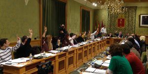 El Ayuntamiento de Cuenca reduce un 20% la asignación a los grupos políticos 