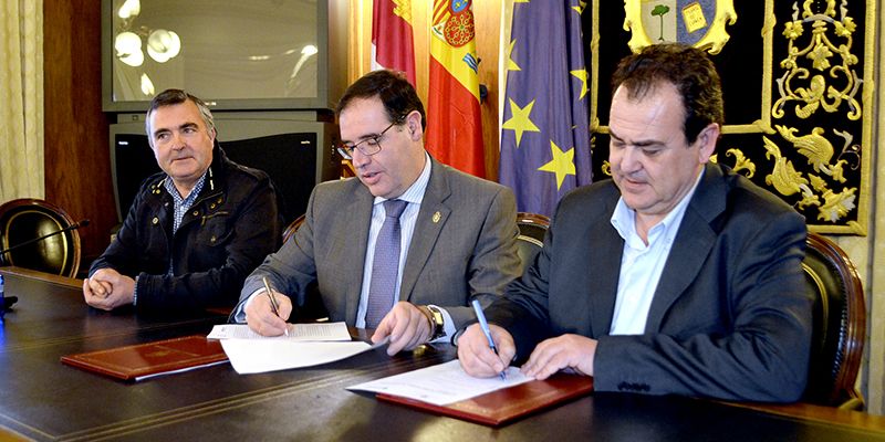 Diputación mantiene su apoyo al BM. Ciudad Encantada en favor de la promoción del balonmano y del nombre de Cuenca