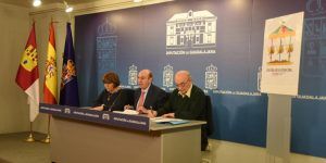 Foto Diputacion Presentacion Feria Apicola