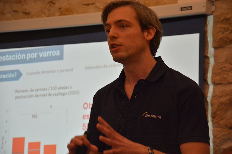La Varroa destructor centra el interés de las ponencias en la jornada de tarde de la Feria Apícola de Pastrana 3 La Varroa destructor centra el interés de las ponencias en la jornada de tarde de la Feria Apícola de Pastrana