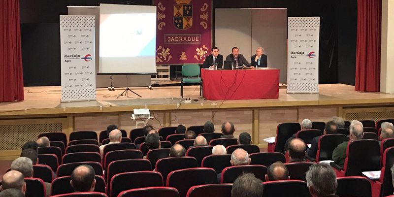 APAG e Ibercaja presentan las novedades de la PAC para 2017 en Jadraque