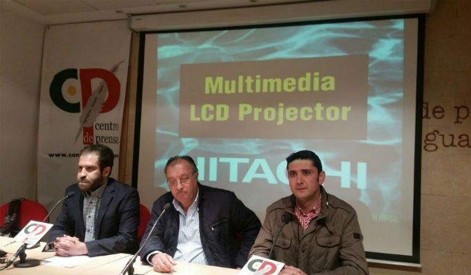 Los gestores taurinos cargan contra el reglamento taurino de la Junta