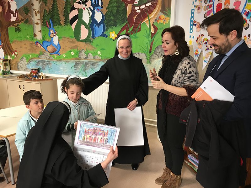 La Junta y el Colegio de Arquitectos de Cuenca entregan los premios del concurso escolar de dibujo sobre Cuenca y su patrimonio