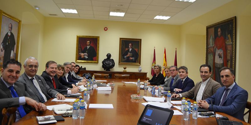 La Universidad de Castilla-La Mancha constituye el Consejo Asesor de Empresas