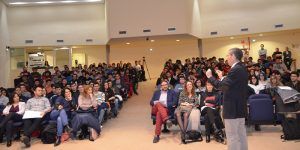 La Escuela Superior de Informática de la UCLM acerca a sus alumnos las salidas profesionales de la titulación