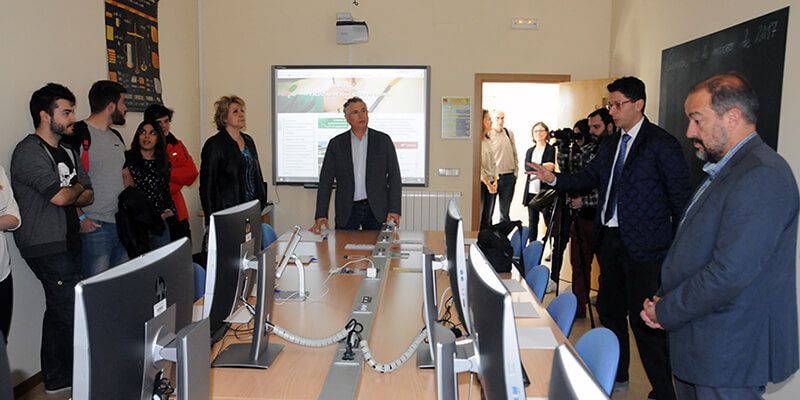 La Facultad de Educación de Cuenca cuenta con un nuevo Laboratorio de Investigación en Innovación Educativa