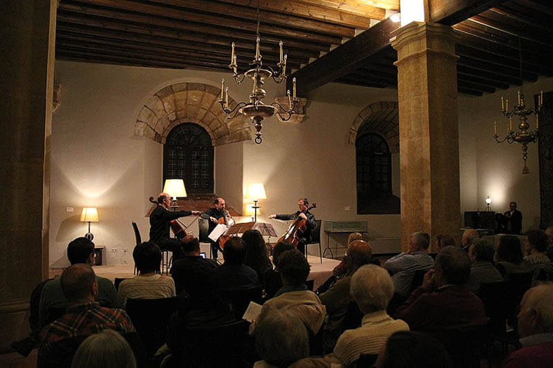 La temporada de clásica de Sigüenza continúa con un brillante concierto de Cellos on BOard