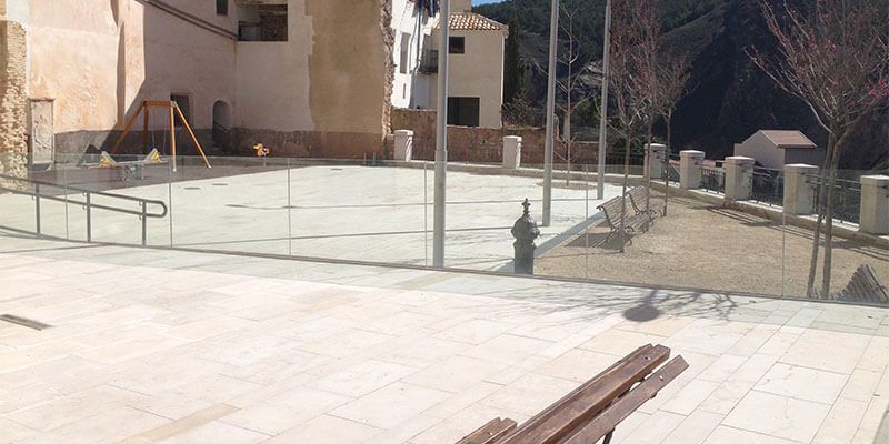 Cs Cuenca propone al equipo de Gobierno un proyecto de embellecimiento en el Jardín de los Poetas