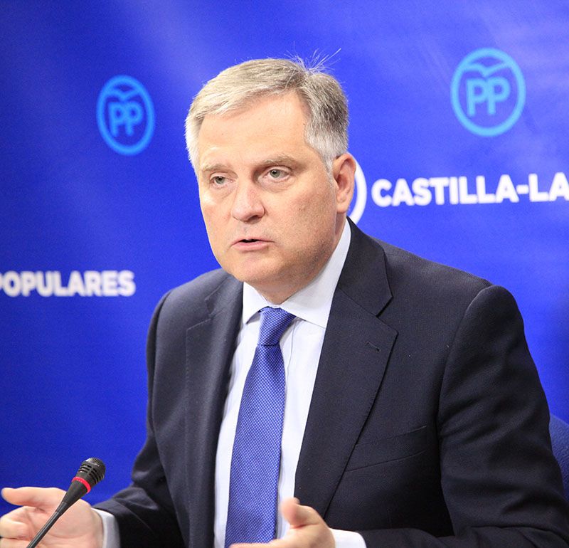 El PP advierte Page vuelve a las andadas al querer pactar de nuevo los presupuestos con Podemos