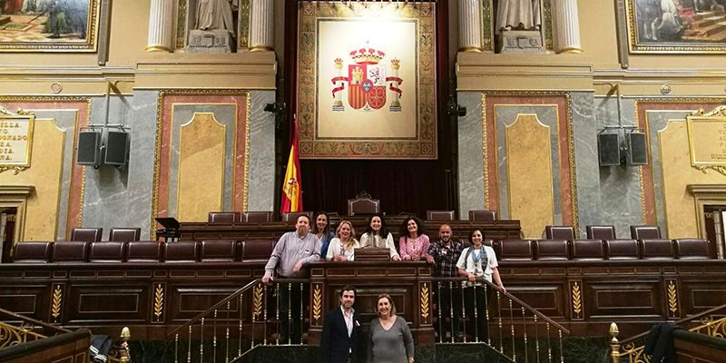 Empresarios y profesionales de Azuqueca visitan el Congreso de los Diputados