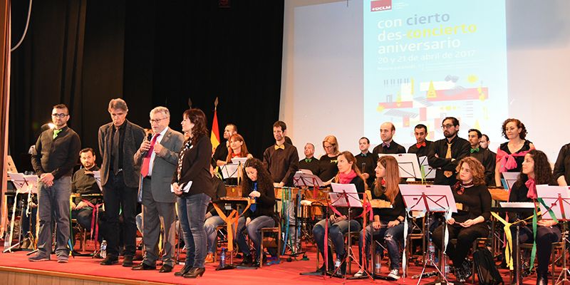 Felpeto destaca la iniciativa de los profesores conquenses para lanzar Con cierto des-concierto