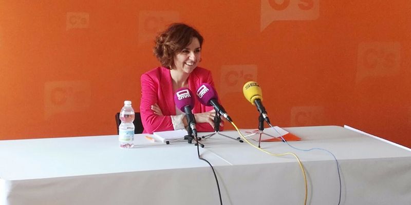 Orlena De Miguel “Ni PP, ni Podemos, ni PSOE han demostrado estar a la altura de la situación política de Castilla-La Mancha”