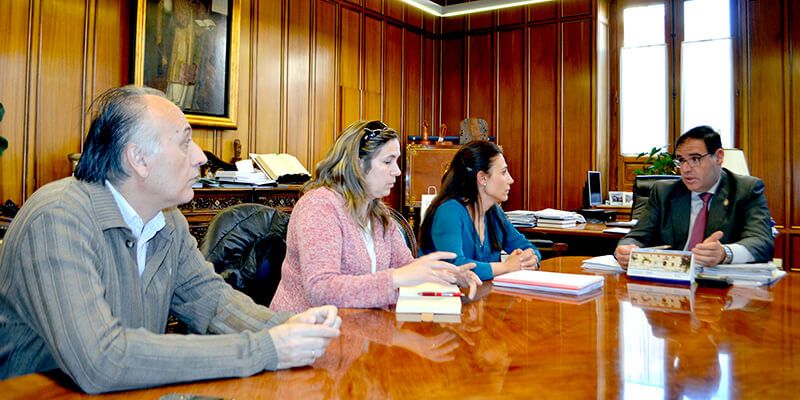 Prieto y la nueva Ejecutiva Provincial de CCOO comparten su interés por dar una solución de futuro al Museo de las Ciencias