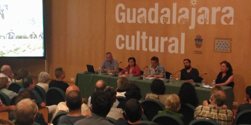 Ahora Guadalajara suscita un enriquecedor debate en la ciudad sobre memoria histórica